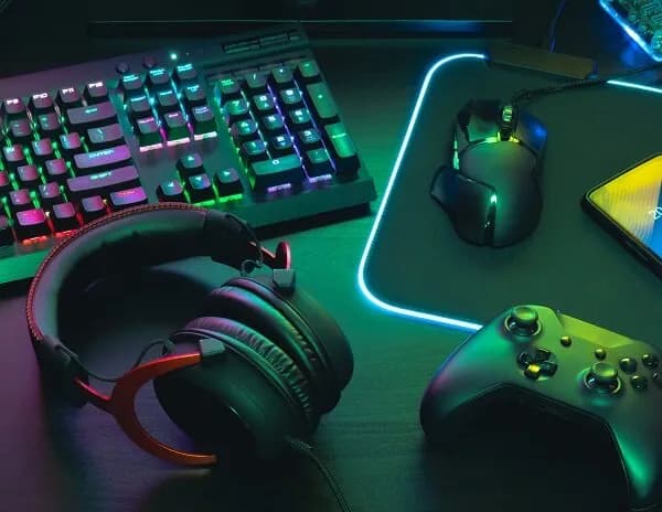 Jaki joystick do PC: najlepsze modele, które nie zawiodą w grze Jaki joystick do PC: najlepsze modele, które nie zawiodą w grze